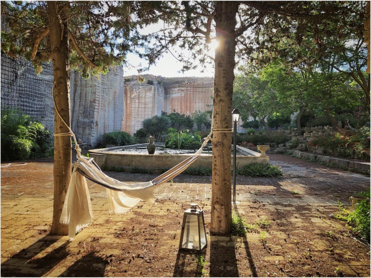 Giardino Dell'Impossibile Di Antonino Campo Apartment ฟาวีญานา ภายนอก รูปภาพ