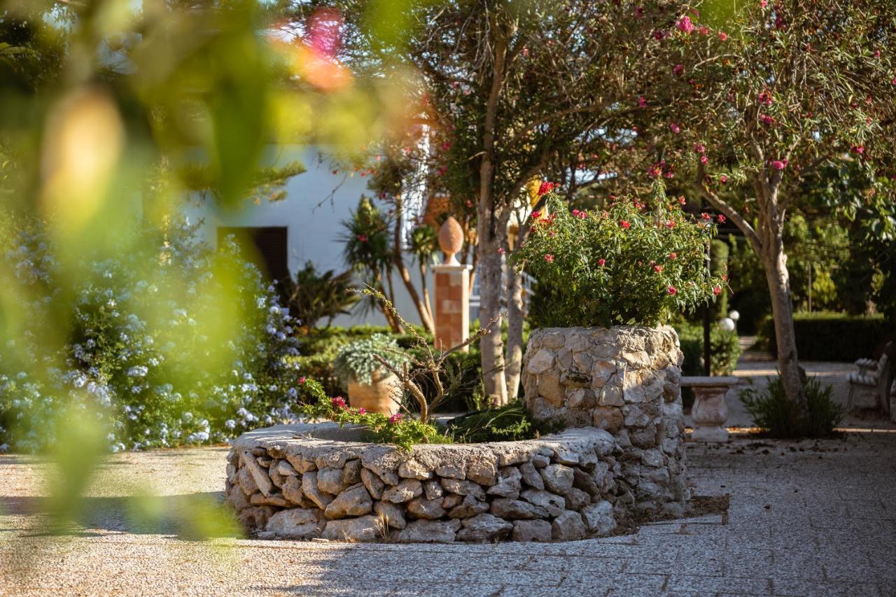 Giardino Dell'Impossibile Di Antonino Campo Apartment ฟาวีญานา ภายนอก รูปภาพ