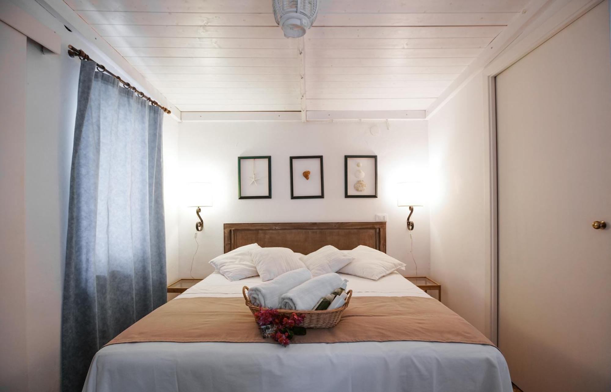 Giardino Dell'Impossibile Di Antonino Campo Apartment ฟาวีญานา ห้อง รูปภาพ