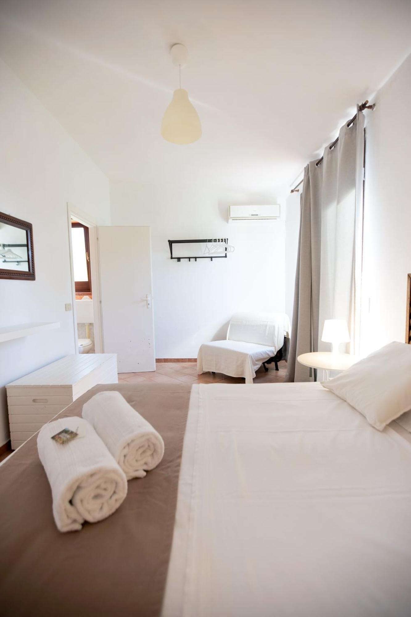 Giardino Dell'Impossibile Di Antonino Campo Apartment ฟาวีญานา ห้อง รูปภาพ