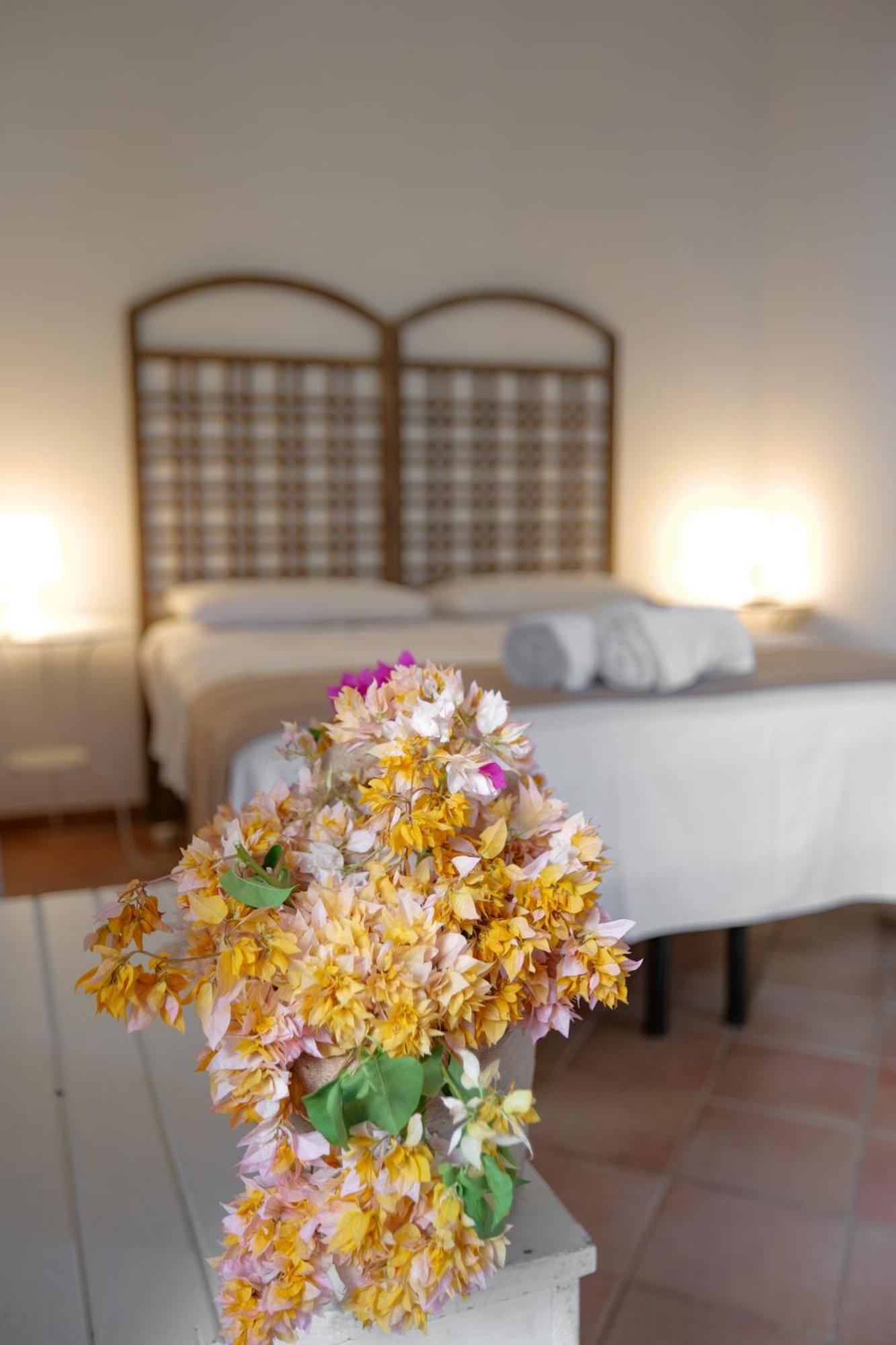 Giardino Dell'Impossibile Di Antonino Campo Apartment ฟาวีญานา ห้อง รูปภาพ